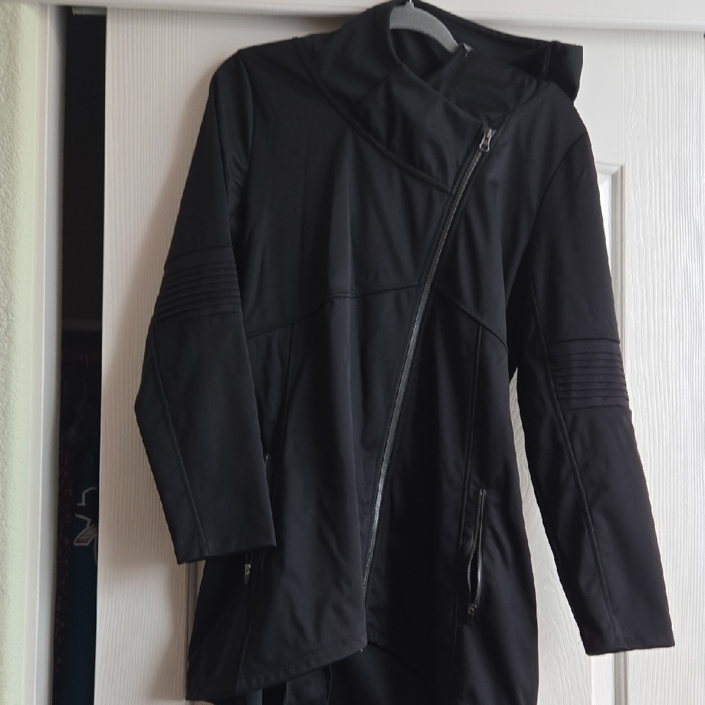 Mondetta Black Asymmetrical Hooded Ski Coat